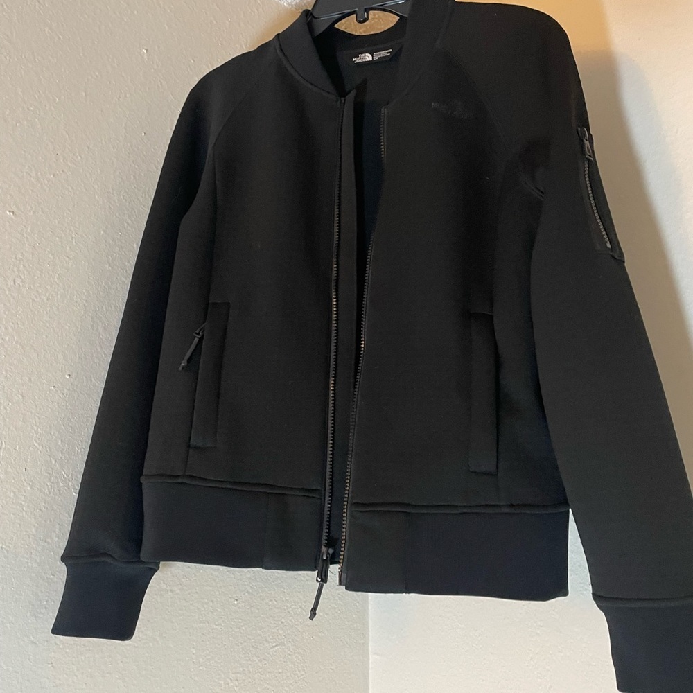 The North Face women’s Black Jacket